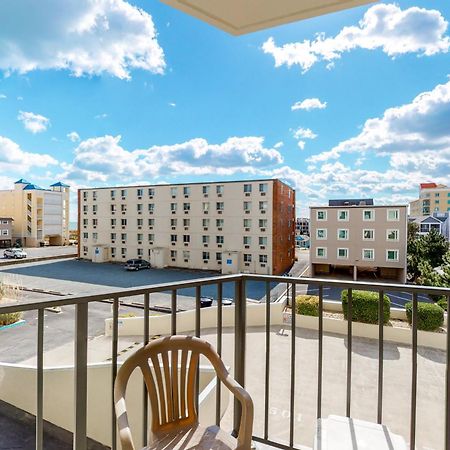 Royal Hawaiian Apartment Ocean City Room photo