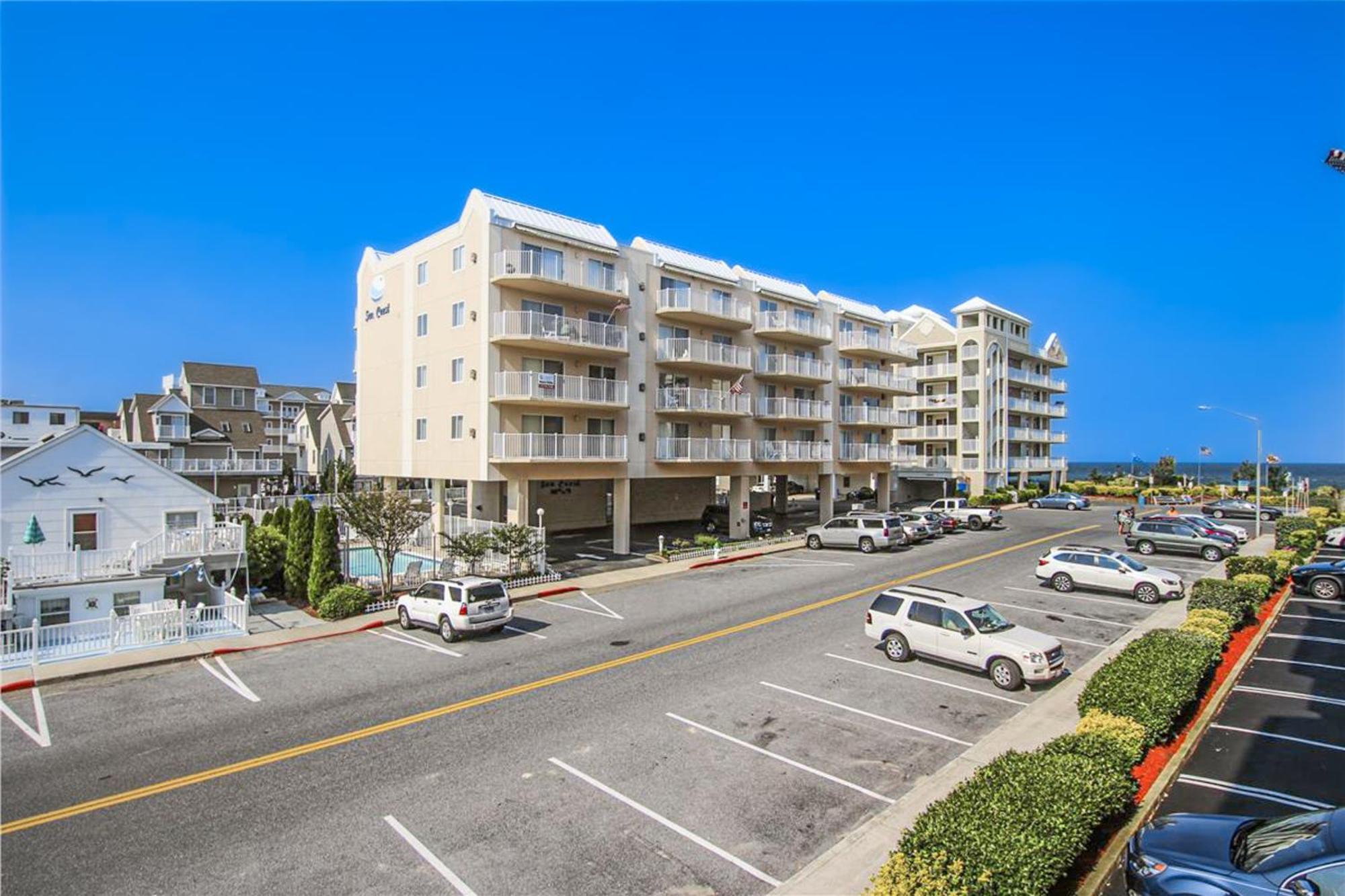 Royal Hawaiian Apartment Ocean City Room photo